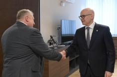 Састанак министра Вучевића са амбасадором Белорусије Бриљовим