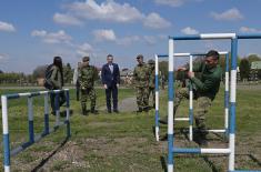 Министар Стефановић: Најважнији ресурс наше војске су људи