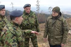 Minister Vučević Visits Members of 126th Air Surveillance, Early Warning and Guidance Brigade 