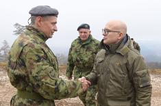 Ministar Vučević obišao pripadnike 126. brigade VOJIN
