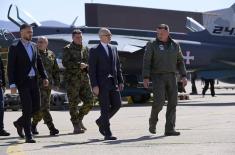 Minister Vučević visits 98th Air Brigade