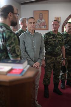 Minister Stefanović Visits 1st Army Brigade Members in Bačka Topola