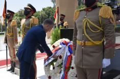 Minister Stefanović lays wreaths at the Unknown Soldier Memorial and at the tomb of Egyptian President Sadat