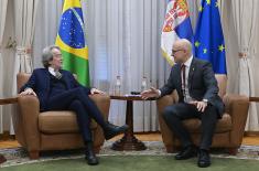 Minister of Defence meets with Ambassador of Brazil