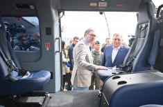 President Vučić visits fighter aviation unit on standby in Batajnica