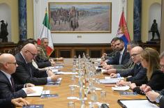 Sastanak ministra Vučevića sa ministrom odbrane Italije Krozetoom