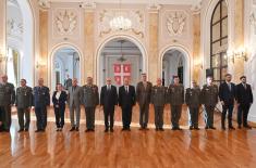 Minister Vučević presents medieval Serbian swords and sabres to officers who completed advanced training abroad