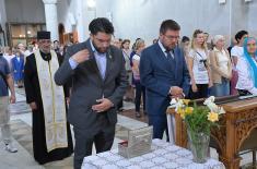 Delegacija Ministarstva odbrane prisustvovala liturgiji i celivanju moštiju Svetih mučenika prebilovačkih