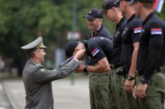 Minister Vučević presents trophy to MP units