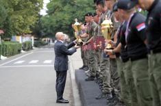 Minister Vučević presents trophy to MP units