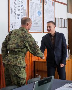 Minister Stefanović visits IT and Signals Training Centre in Gornji Milanovac