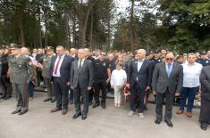 Polaganje venaca na spomen obeležje poginulim pripadnicima 549. motorizovane brigade