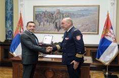 Military commemorative medals for diligent military service presented