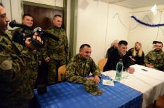 Defence Minister and Chief of General Staff with Serbian Armed Forces members in Ground Safety Zone