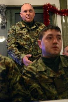 Defence Minister and Chief of General Staff with Serbian Armed Forces members in Ground Safety Zone