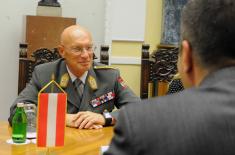 Minister Djordjevic meets General Commenda
