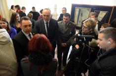 Министар Вулин: Бринемо о безбедности свих људи који живе на Косову и Метохији