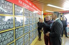 Defence Minister visited Memorial Room for Victims of Kosovo and Metohija 