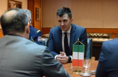 Meeting of the Minister of Defence with the Ambassador of Italy