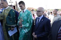 Министар Вучевић присуствовао освећењу храма Преподобног Симеона Мироточивог у Ветернику