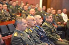 General Mojsilović presents awards to the most successful cadets 