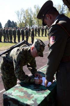 Taking the oath of enlistment