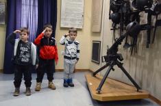 Minister Vulin Toured the Military Museum