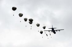 Serbian and American Paratroopers Carried Out the Jumps