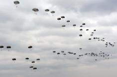 Serbian and American Paratroopers Carried Out the Jumps