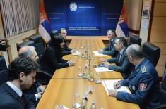 Sastanak ministra odbrane sa ministarkom turizma Grčke