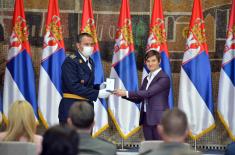 Predsednica Vlade uručila odlikovanja pripadnicima Ministarstva odbrane i Vojske Srbije povodom 23. aprila - Dana Vojske