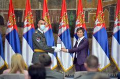 Prime Minister presents decorations to members of the Ministry of Defence and Serbian Armed Forces on 23 April – Serbian Armed Forces Day