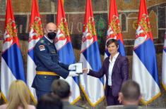 Prime Minister presents decorations to members of the Ministry of Defence and Serbian Armed Forces on 23 April – Serbian Armed Forces Day