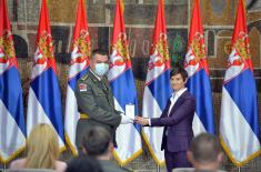 Prime Minister presents decorations to members of the Ministry of Defence and Serbian Armed Forces on 23 April – Serbian Armed Forces Day