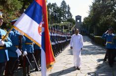 Vice-President of the Republic of India lays a wreath at the Monument to the Unknown Hero