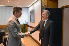 Minister of Defence meets the Ambassador of Greece