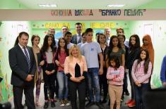 Република Србија чува и брине о деци