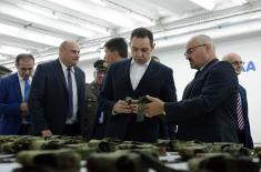 Ministar Vulin: Verujemo u „Jumko“ i njegovu budućnost