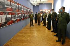 Страни војни представници обишли изложбу „Ратна слика Србије у Другом светском рату, 1941–1945” 