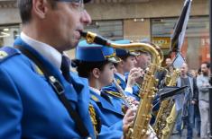 Promenadni defile orkestra Garde povodom Dana Vojske Srbije