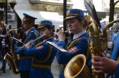 Promenadni defile orkestra Garde povodom Dana Vojske Srbije