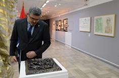 Državni sekretar Starović otvorio izložbu „Mostovi svetlosti – Izbor iz Zbirke umetničkih dela Muzeja žrtava genocida“ u Vojnom muzeju