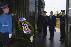 Minister Vučević Lays Wreath at Monument to Unknown Hero for Serbian Armed Forces Day