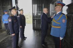 Minister Vučević Lays Wreath at Monument to Unknown Hero for Serbian Armed Forces Day