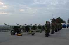 Gun salute to mark Armistice Day