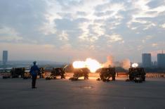 Gun salute to mark Armistice Day