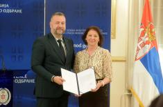 Uručene nagrade pobednicima konkursa „Naš vojnik, naš heroj“