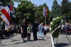 У Лесковцу откривено спомен обележје погинулим припадницима Војске и Полиције 1998. и 1999. године