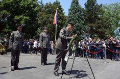 U Leskovcu otkriveno spomen obeležje poginulim pripadnicima Vojske i Policije 1998. i 1999. godine