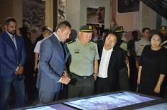 Потпредседник Централне војне комисије НР Кине обишао изложбу „Одбрана 78“